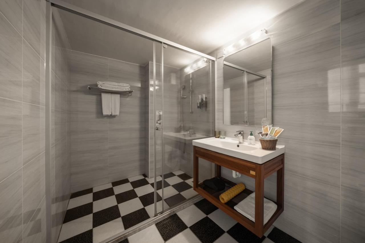 Anping Kensington Hotel Tainan Bagian luar foto