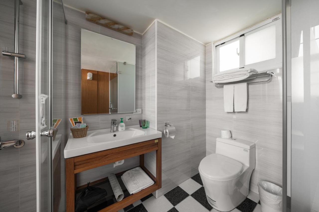 Anping Kensington Hotel Tainan Bagian luar foto